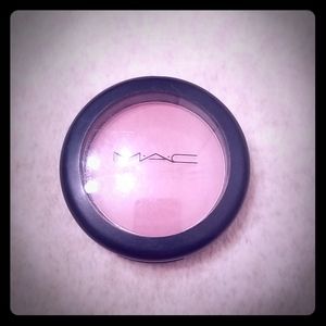 MAC powder blush
